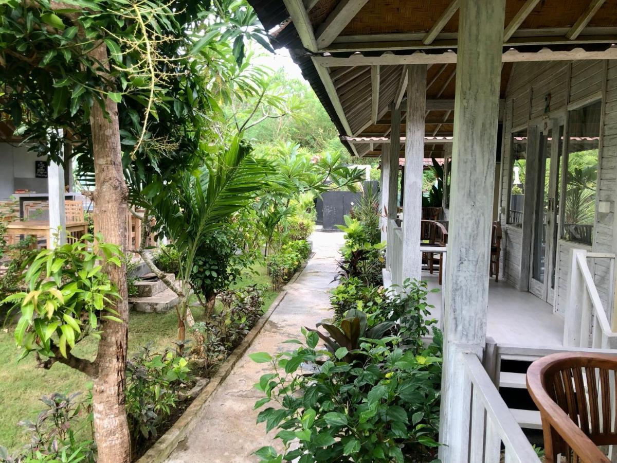 The Lucky Cottage Lembongan Exteriör bild